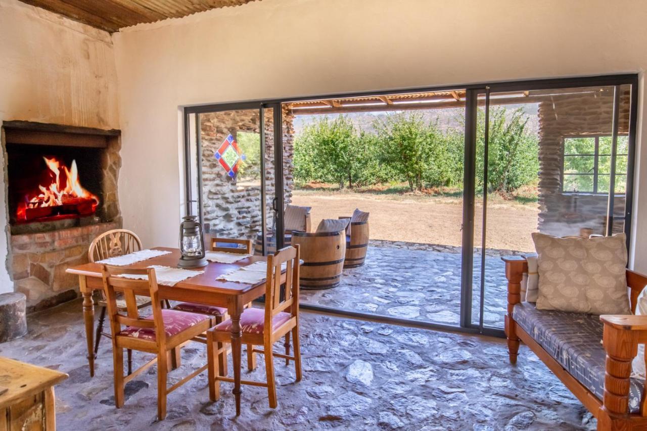 Lank-Gewag Farm Cottage With Private Hottub Montagu Exterior photo